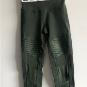 ALO Toga Moto legging